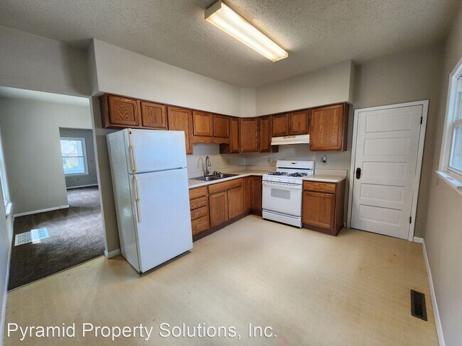 Building Photo - 2 br, 1 bath House - 1447 13th St