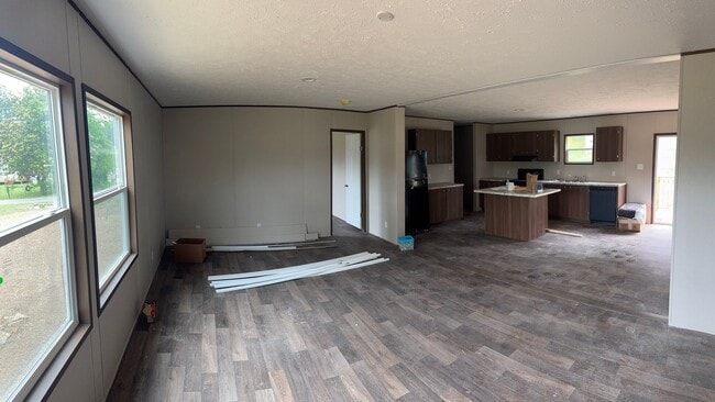 Building Photo - 44 Pop Corn Dr