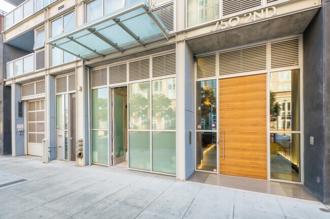 Building Photo - 750 2nd St