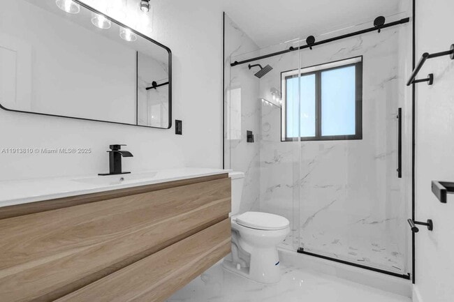 Building Photo - 1041 NW 199th St