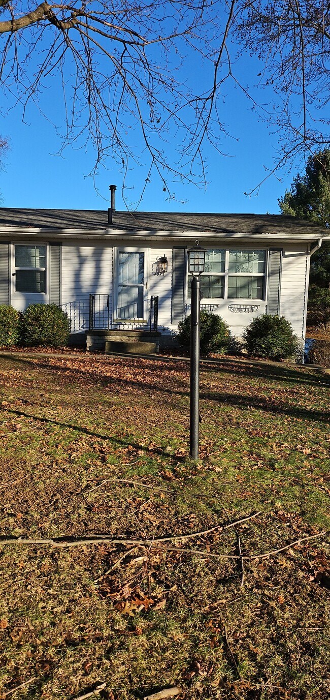 Foto del edificio - 4073 Cottage Grove Rd