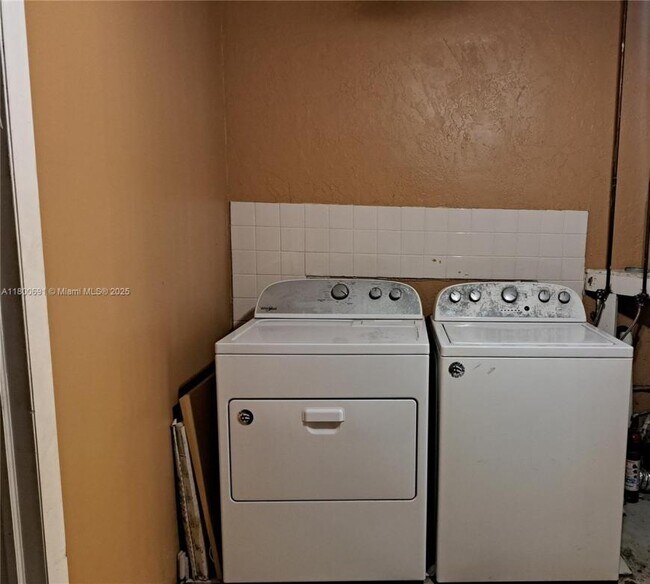Foto del edificio - 3 bedroom in Aventura FL 33180