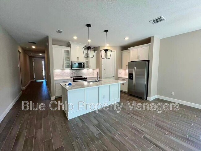 Foto del edificio - 368 Birkdale Dr