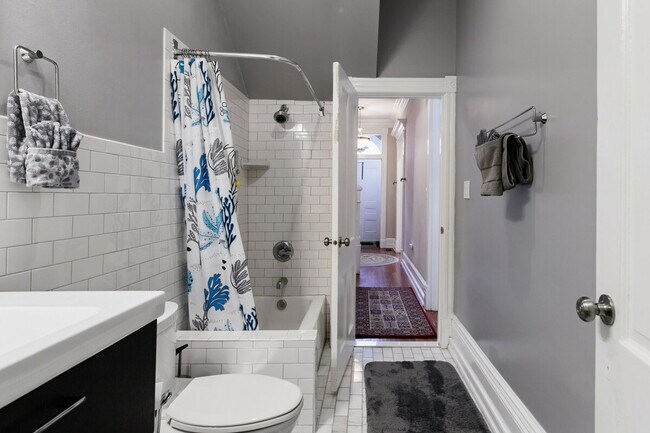 Building Photo - 436 Q St NW