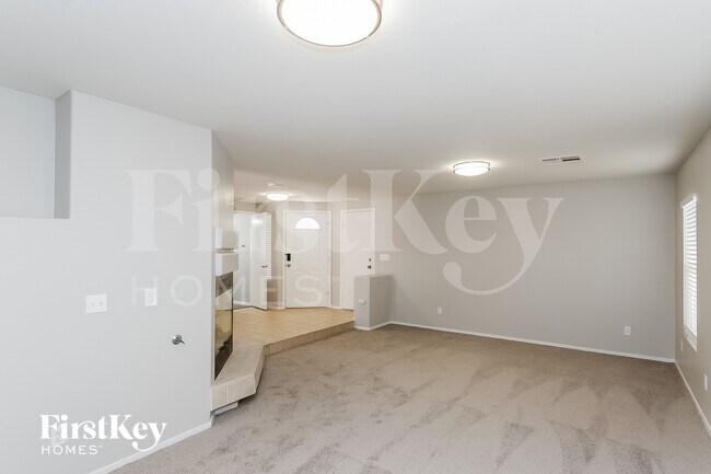 Foto del edificio - 10174 Pennyroyal St