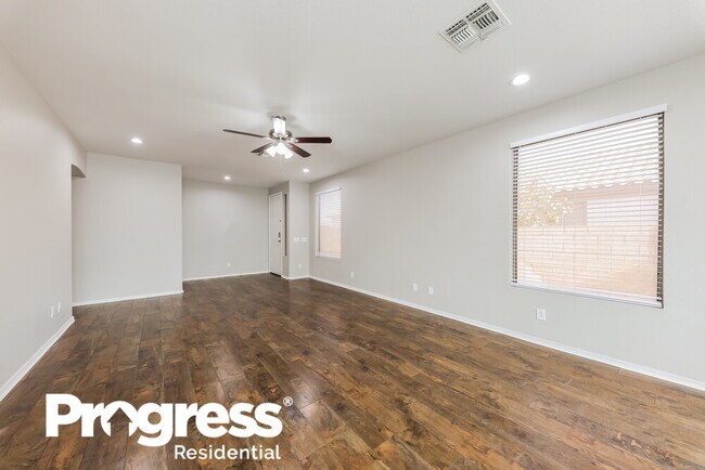 Building Photo - 9451 W Ross Ave
