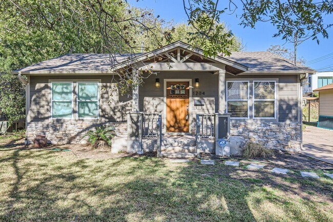 Foto del edificio - 1204 W St Johns Ave