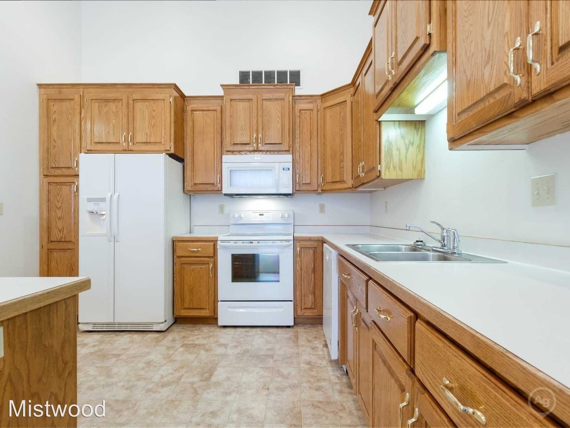 Primary Photo - 2945 40th Ave S