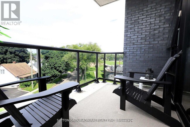 Photo du bâtiment - 7 Smith Crescent