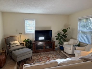 Foto del edificio - 1761 St Joseph St