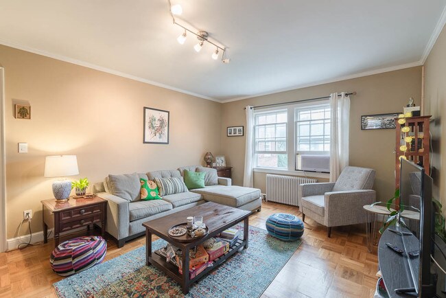 Foto del edificio - 2801 Cortland Pl NW