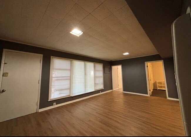 Foto del edificio - 1408 University Ave