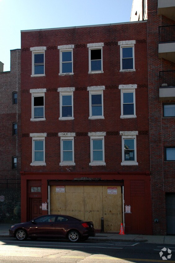 Foto del edificio - 536 Commercial St