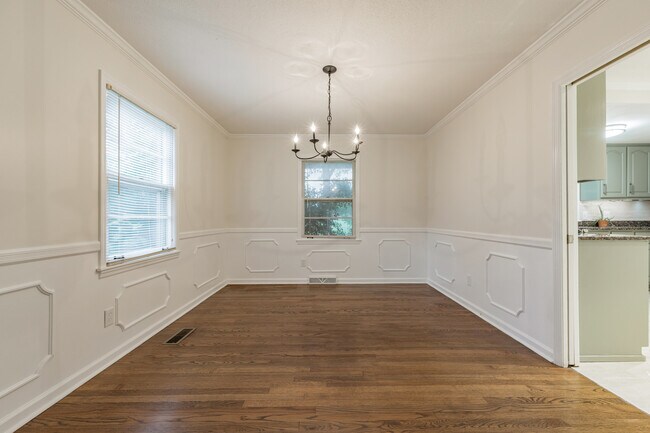 Foto del edificio - 705 Lily Flagg Rd SE