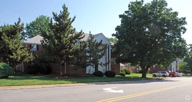 Foto del edificio - Smallwood Apartments