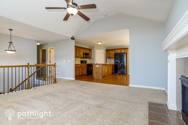 Foto del edificio - 8431 N Kensington Ave, Kansas City, MO, 64156