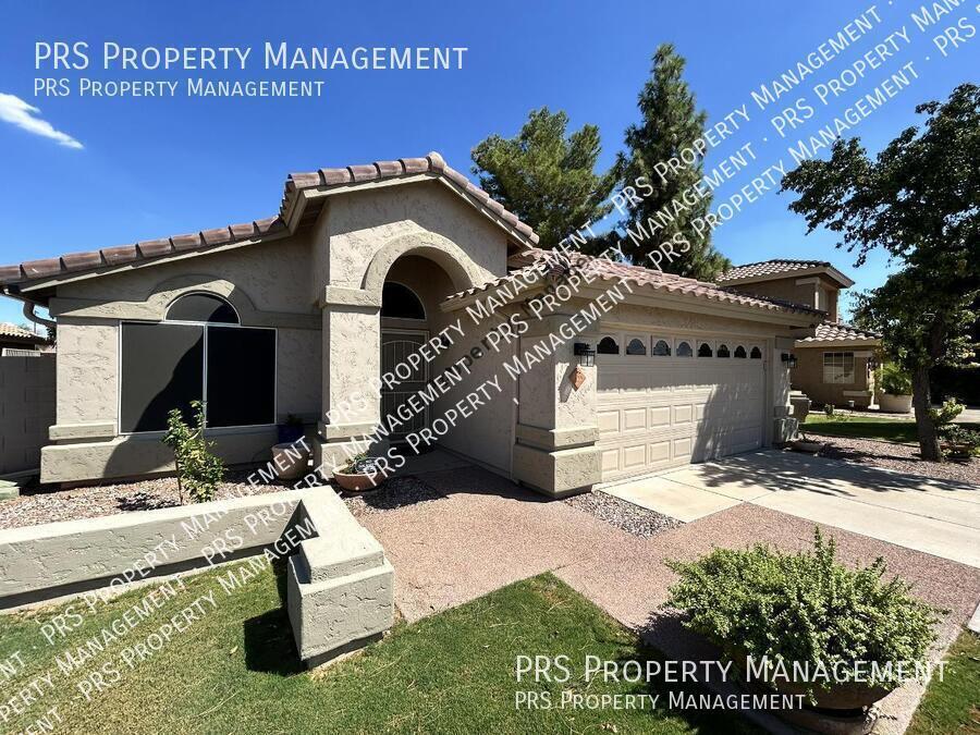 Foto del edificio - 855 N Quail Ln