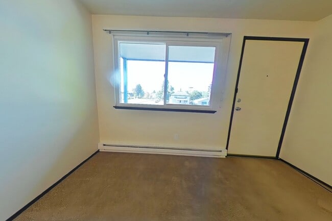 Building Photo - 1 Bedroom Studio ~ Albany