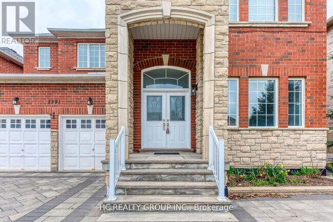 Building Photo - 2591 North Ridge Trail