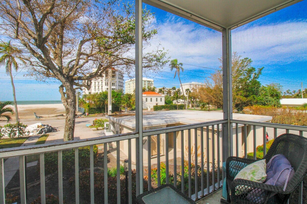 1100 Gulf Shore Blvd N Unit 209, Naples, FL 34102 Condo for Rent in