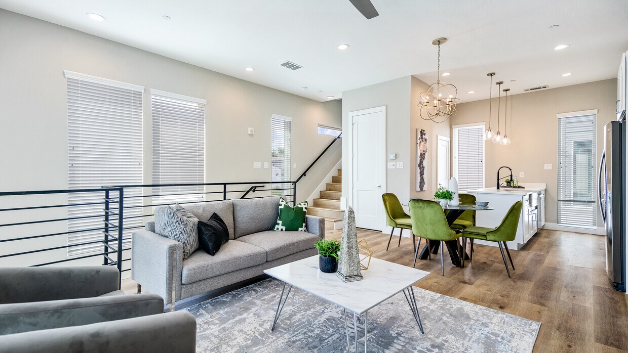 Foto principal - 2026 N Prairie Ave