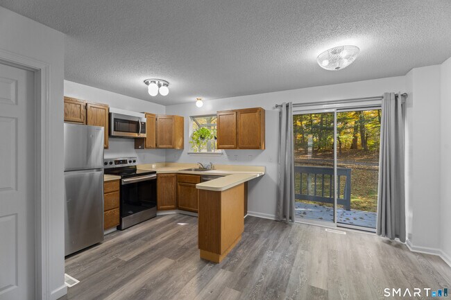 Foto del edificio - 213 Oakland St