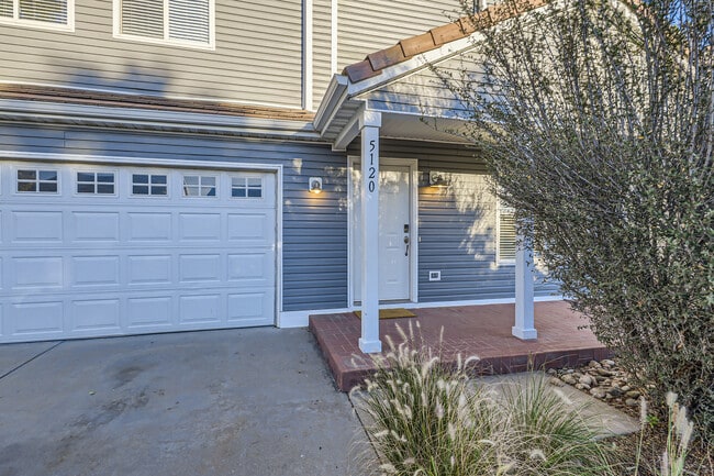 Photo - 5120 Perth St House