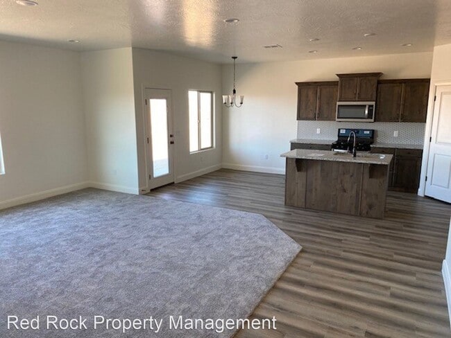 Building Photo - 3 br, 2 bath House - 6276 S Day Dream Way