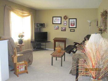 Building Photo - 307 Hollybrook Dr