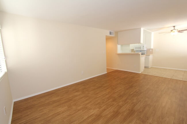 Building Photo - 5421 Kester Ave