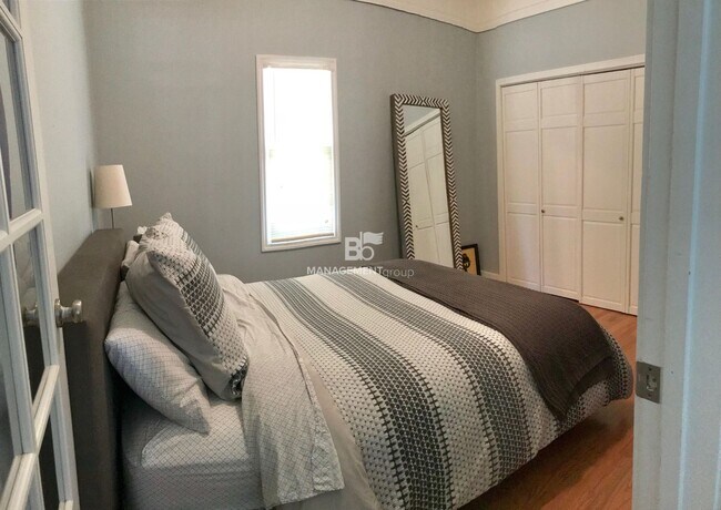 Foto del edificio - Close In NE Portland Home Loaded with Char...