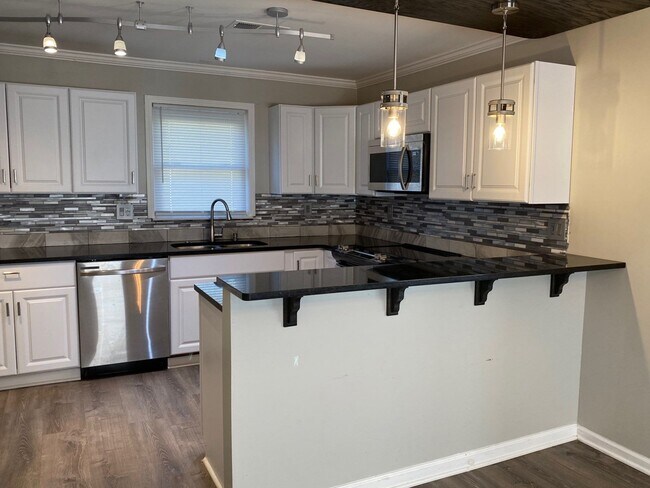 Foto del edificio - 102 Sanders Store Rd