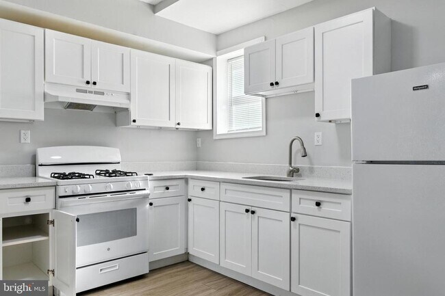Foto del edificio - 2821 Rosehill St