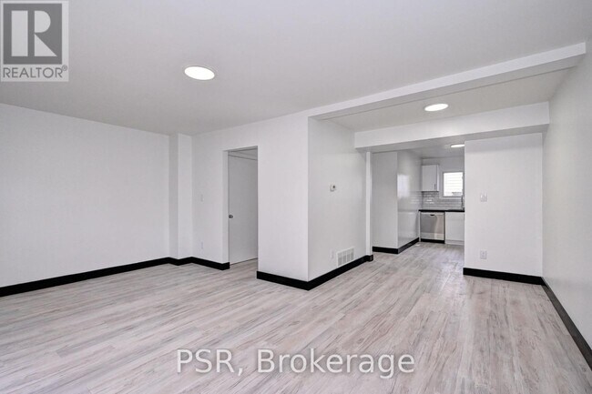 Building Photo - 528 Sunnydale Pl