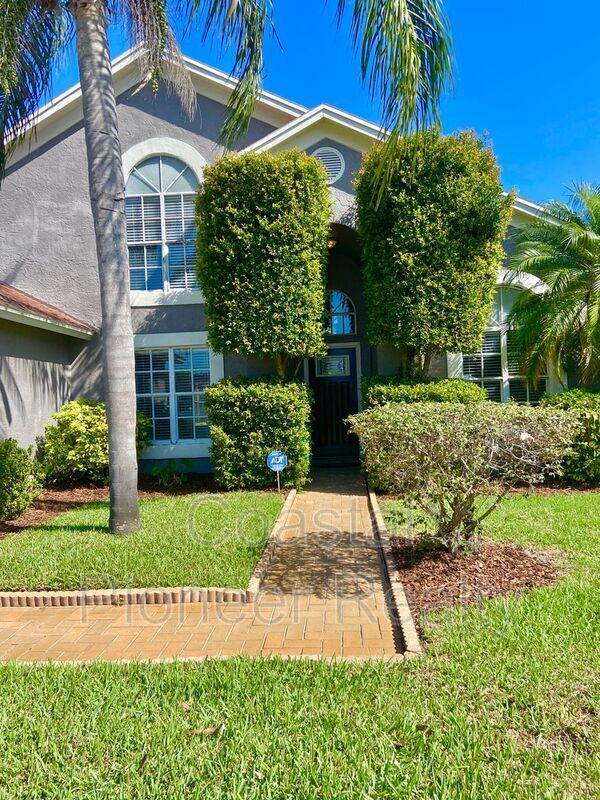 Building Photo - 8943 Eastman Dr