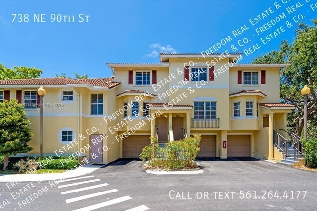 Building Photo - 738 NE 90th St