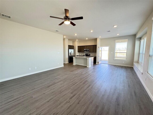 Building Photo - 2427 Cohorn Trl