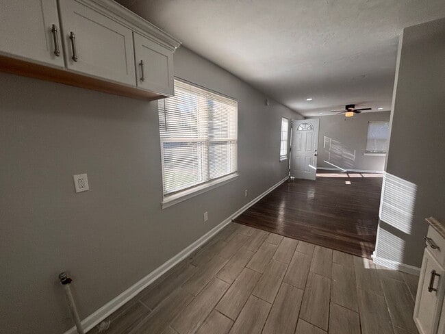 Building Photo - 4436 Ryan St