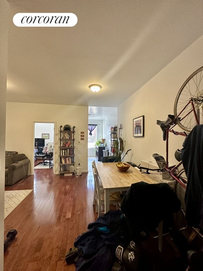 Foto del edificio - 3395 12th Ave