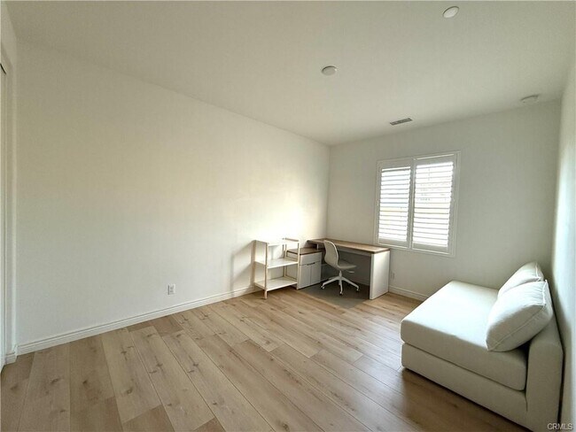 Foto del edificio - 63 Darby