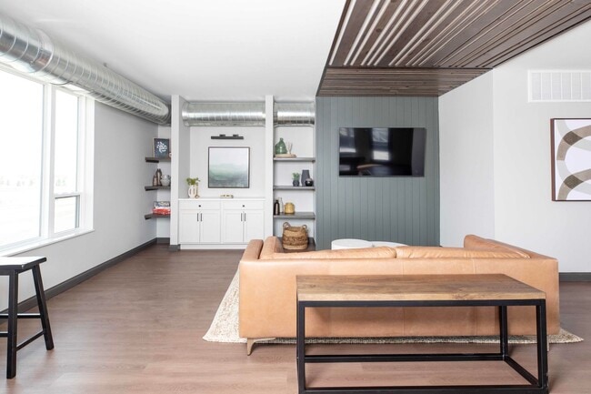 Interior Photo - Ivy at SOCO