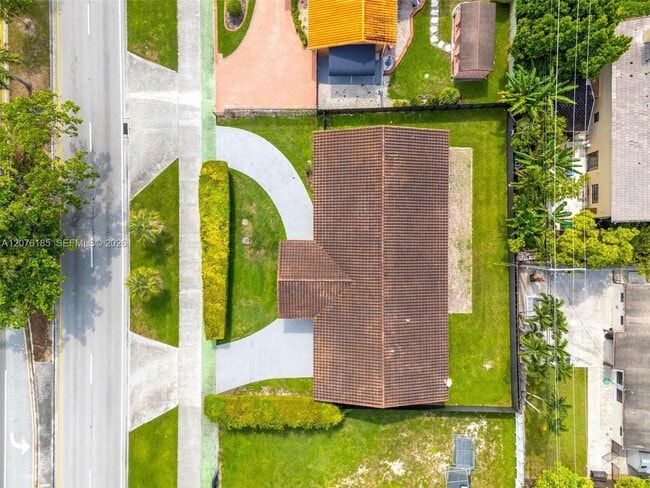 Building Photo - 9835 SW 56th St