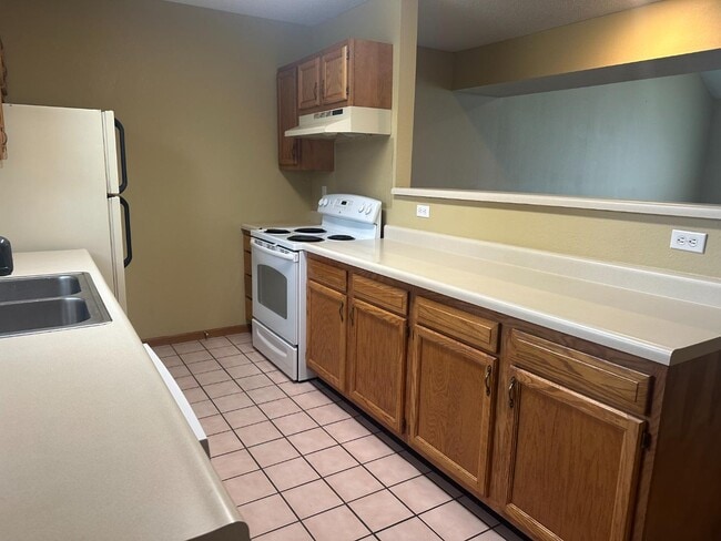 Foto del edificio - 310 E Liberty Ln