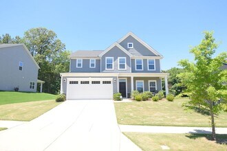Building Photo - 7200 Eagles Nest Ln