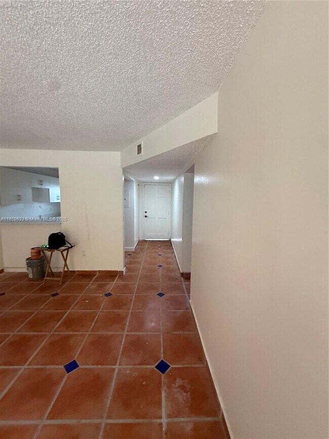 Foto del edificio - 2313 W 60th St