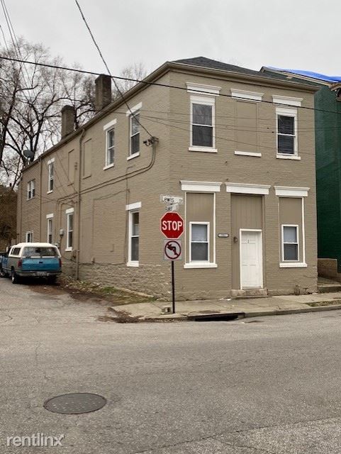 Primary Photo - 701 Lewis St