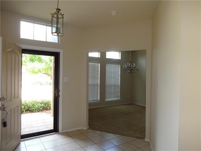 Building Photo - 6037 Horse Trap Dr
