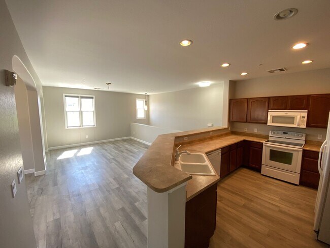 Foto del edificio - Resort-Style Living in Gilbert – 3 Bed Townhome Near SanTan Village