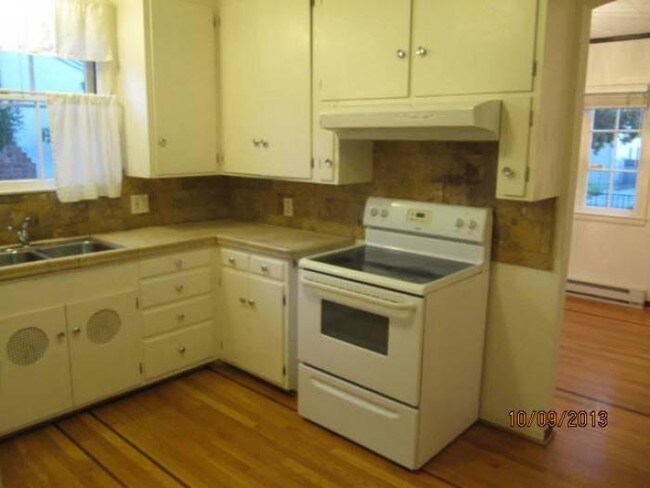 Foto del edificio - 68 S Cragmont Ave