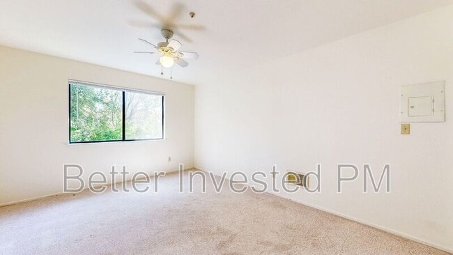 Foto del edificio - 5222 Fulton Rd